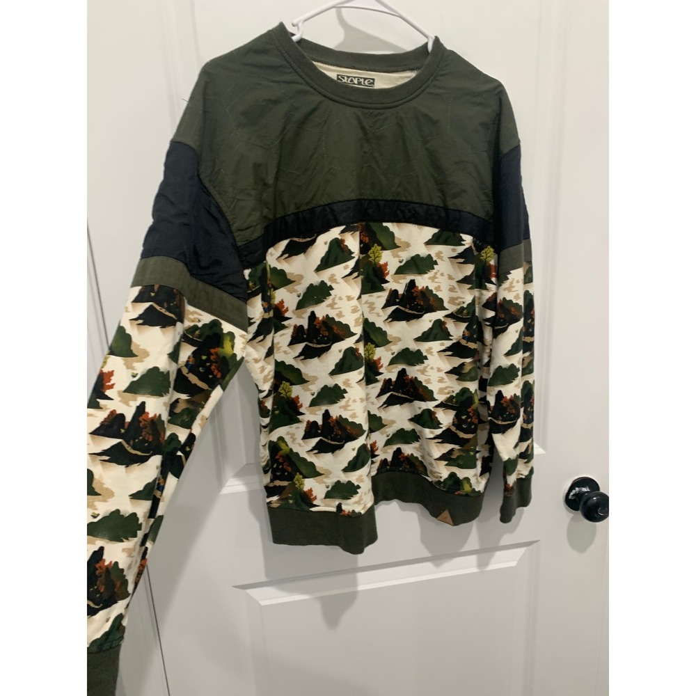 Staple Pigeon Mens Mountain Graphic Quilted Crewneck Sweatshirt Olive Green L